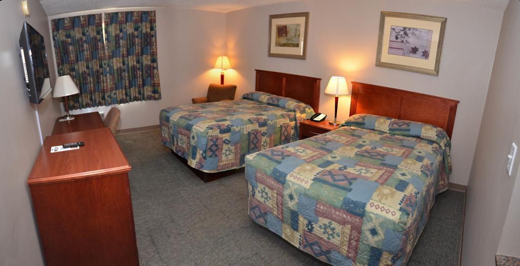 Travelodge Hanna Canada Grey מראה חיצוני תמונה